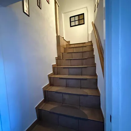 Apartmans 21 דירה Zbytiny